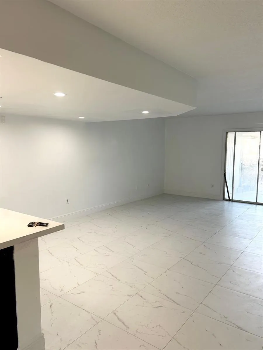 5117 SOCIETY PLACE W #D West Palm Beach, FL 33415