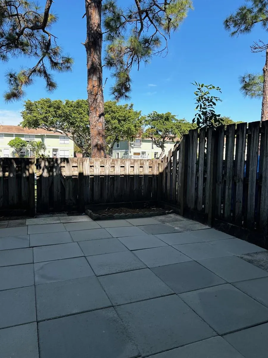 5117 SOCIETY PLACE W #D West Palm Beach, FL 33415
