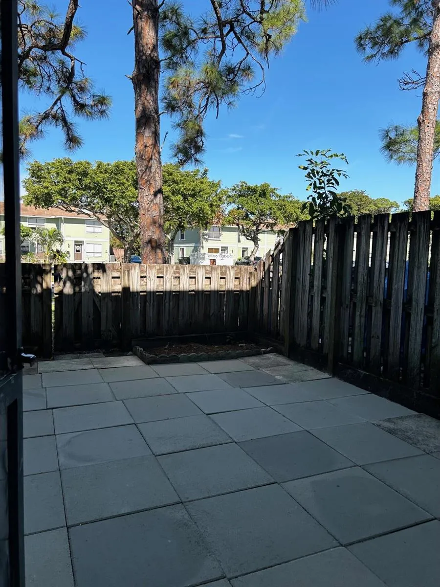 5117 SOCIETY PLACE W #D West Palm Beach, FL 33415
