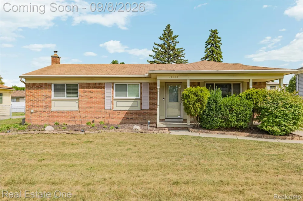 15063 Annapolis Drive Sterling Heights City, MI 48313