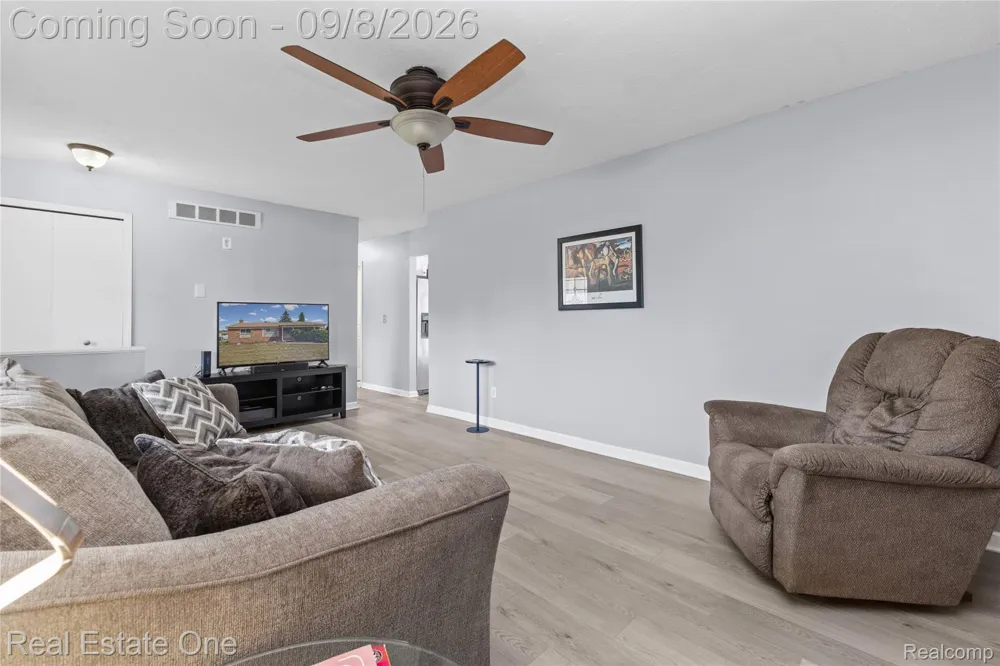 15063 Annapolis Drive Sterling Heights City, MI 48313