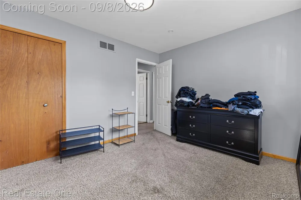 15063 Annapolis Drive Sterling Heights City, MI 48313