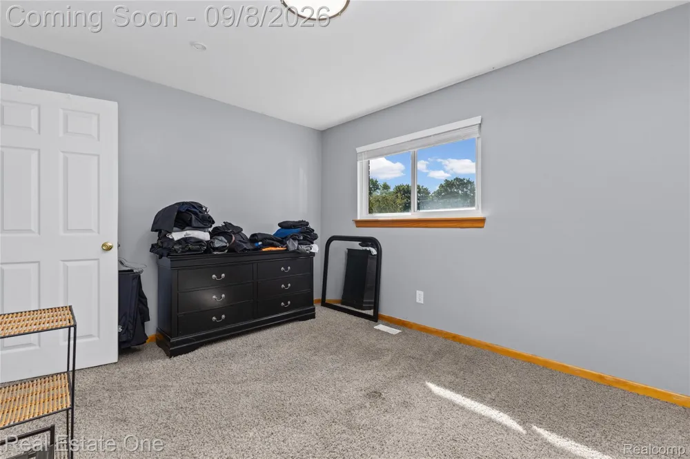 15063 Annapolis Drive Sterling Heights City, MI 48313