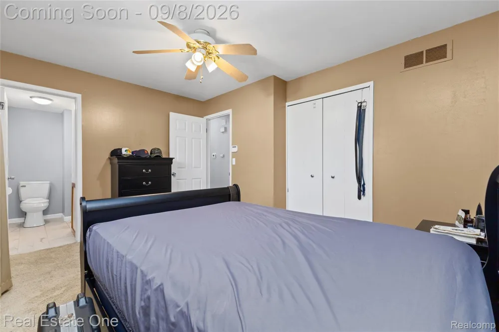 15063 Annapolis Drive Sterling Heights City, MI 48313