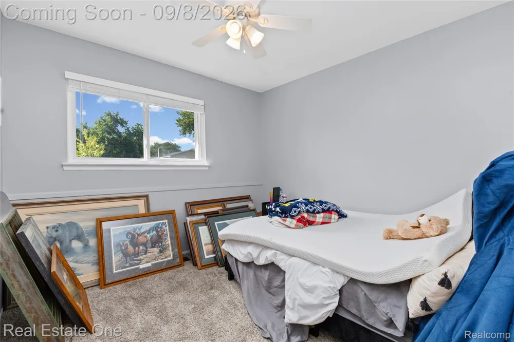 15063 Annapolis Drive Sterling Heights City, MI 48313