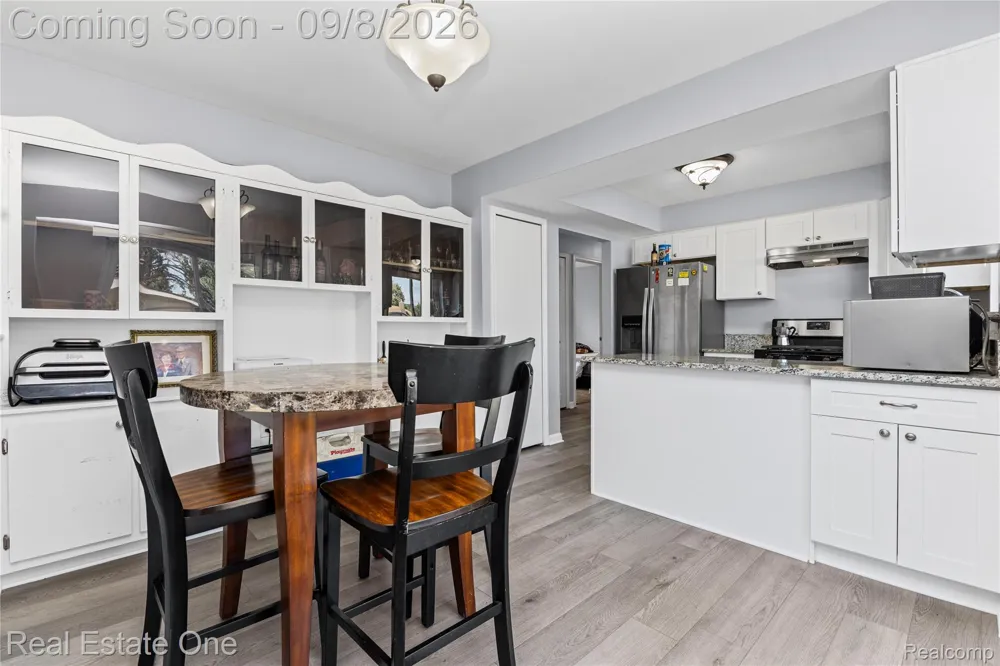 15063 Annapolis Drive Sterling Heights City, MI 48313