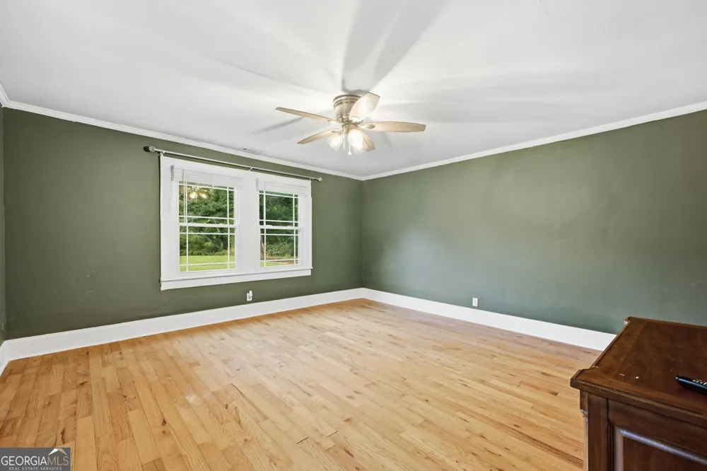 38 Nelson ST Silver Creek, GA 30173
