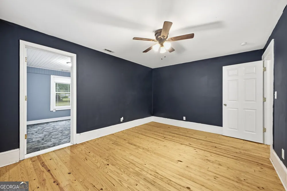 38 Nelson ST Silver Creek, GA 30173