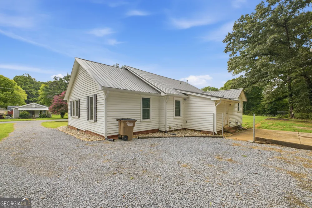 38 Nelson ST Silver Creek, GA 30173