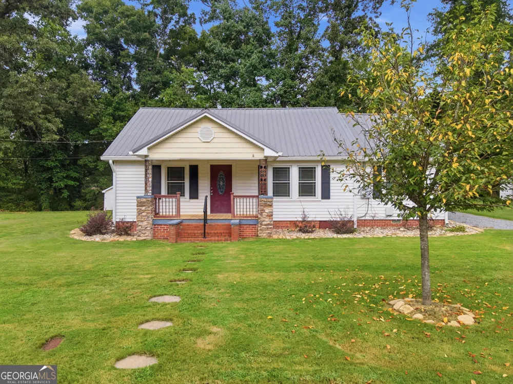 38 Nelson ST Silver Creek, GA 30173
