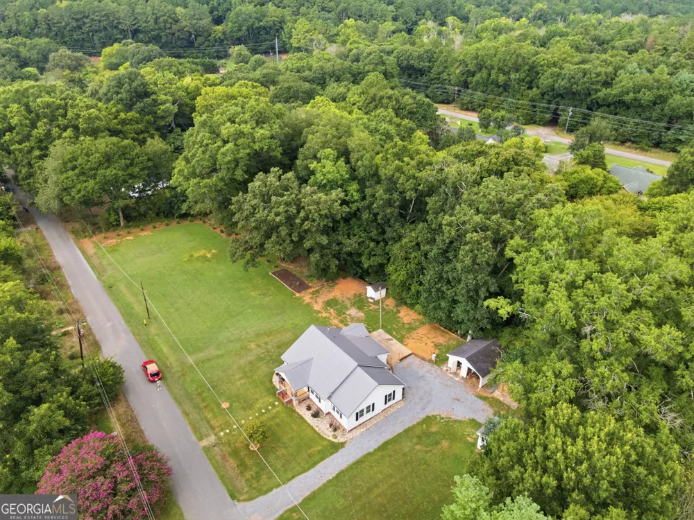 38 Nelson ST Silver Creek, GA 30173