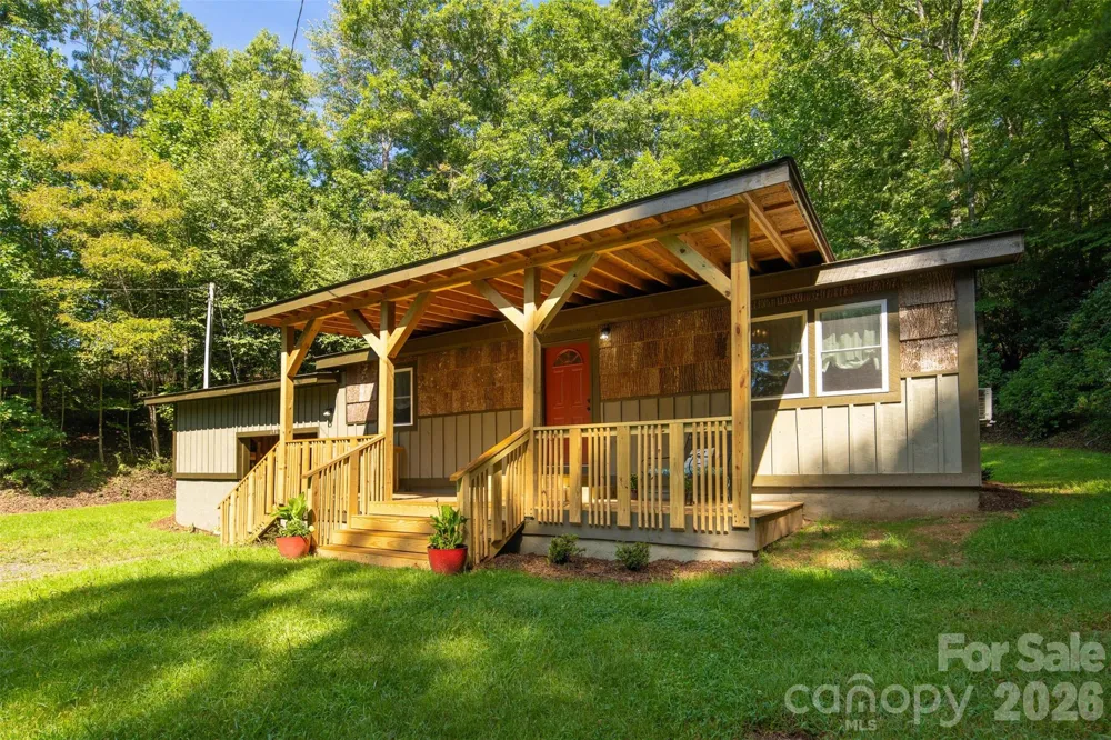 190 Hummingbird Lane Fleetwood, NC 28626