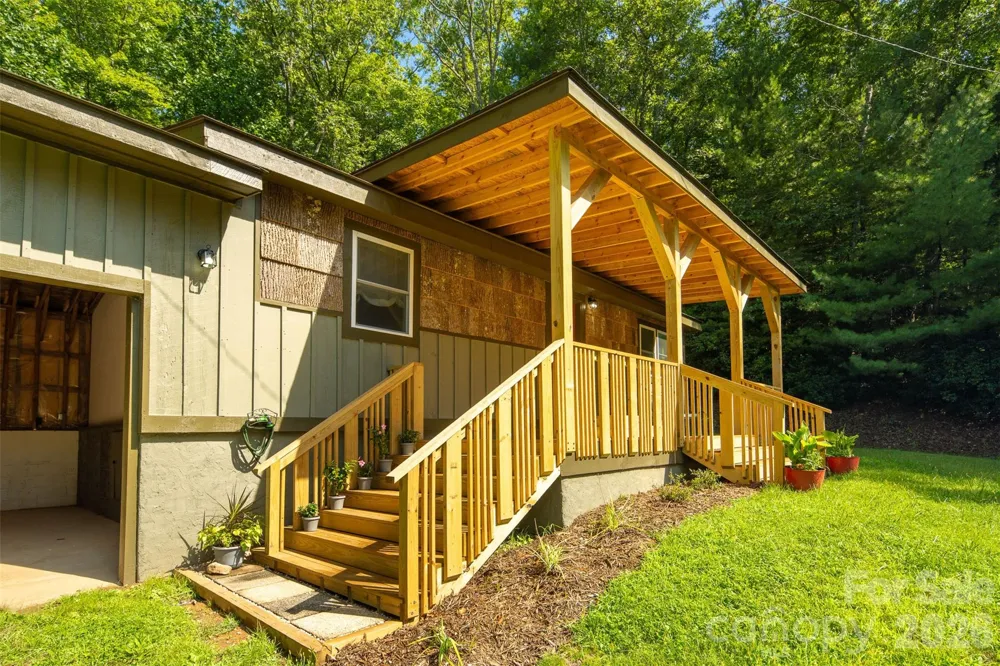 190 Hummingbird Lane Fleetwood, NC 28626
