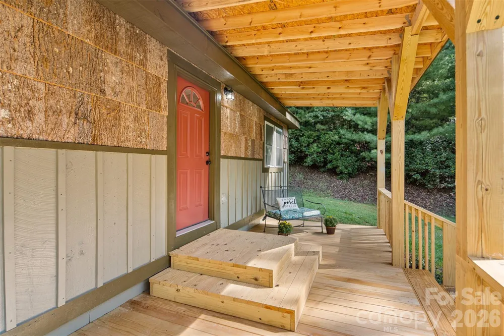 190 Hummingbird Lane Fleetwood, NC 28626