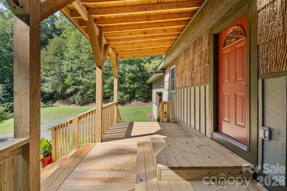 190 Hummingbird Lane Fleetwood, NC 28626