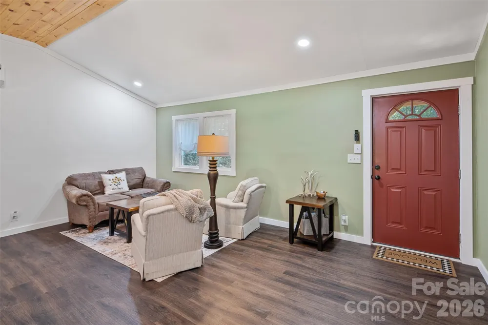 190 Hummingbird Lane Fleetwood, NC 28626