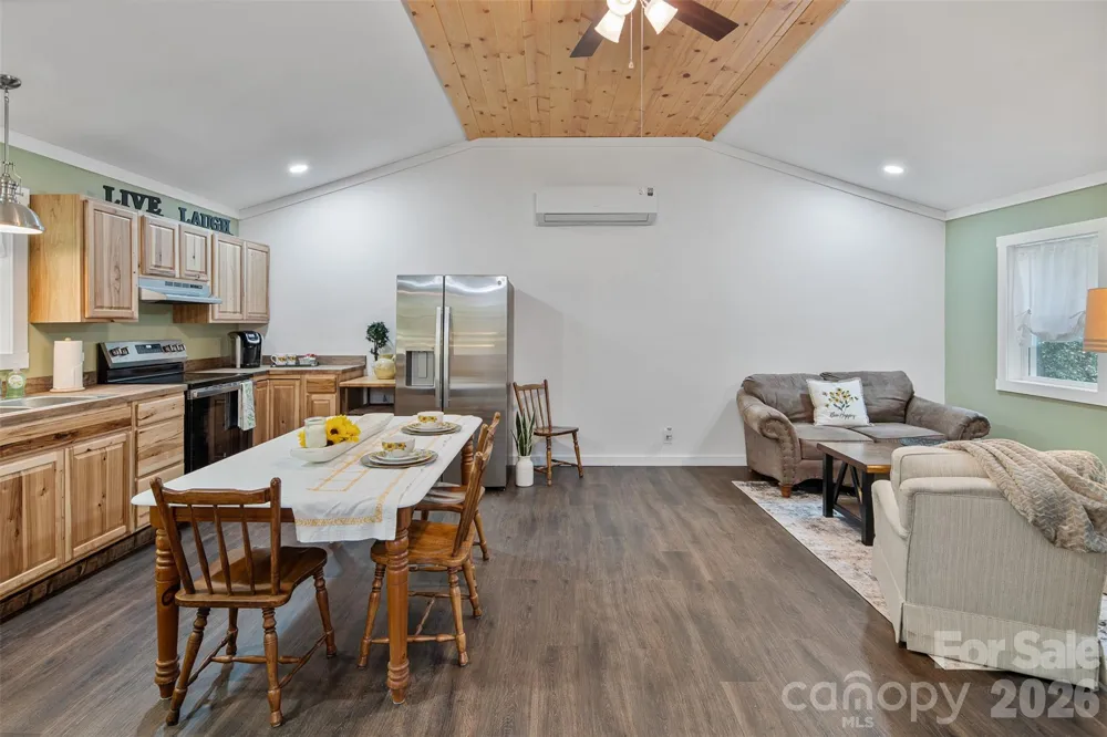 190 Hummingbird Lane Fleetwood, NC 28626