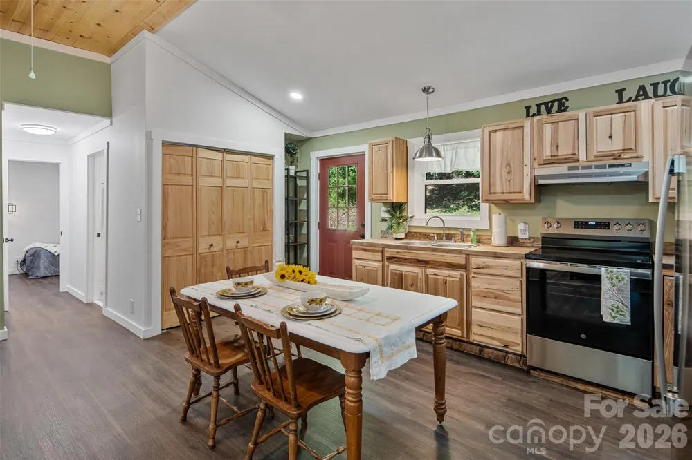 190 Hummingbird Lane Fleetwood, NC 28626
