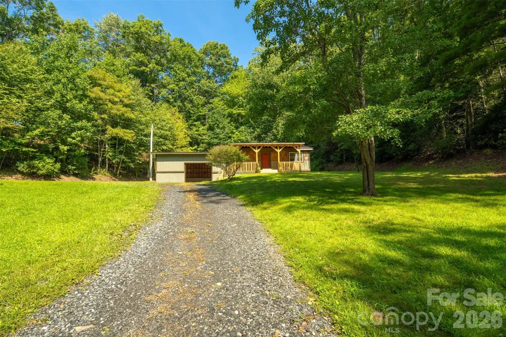 190 Hummingbird Lane Fleetwood, NC 28626