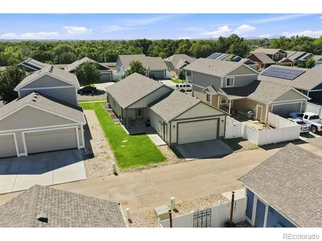 2433 Shooting Star Way Evans, CO 80620