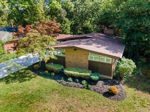 1328 Wrenwood Drive