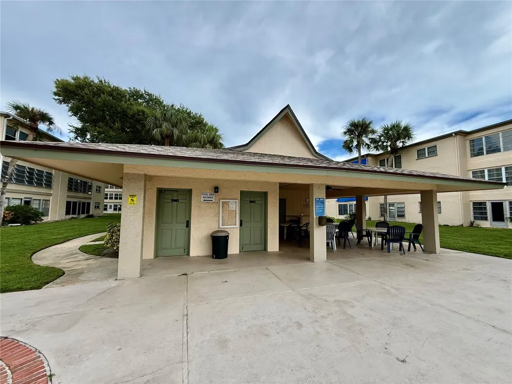 11700 PARK BOULEVARD #106 Seminole, FL 33772
