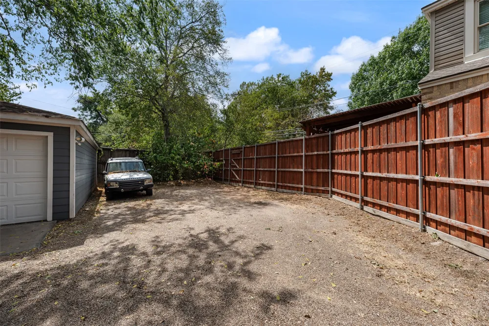 6139 Reiger Avenue Dallas, TX 75214
