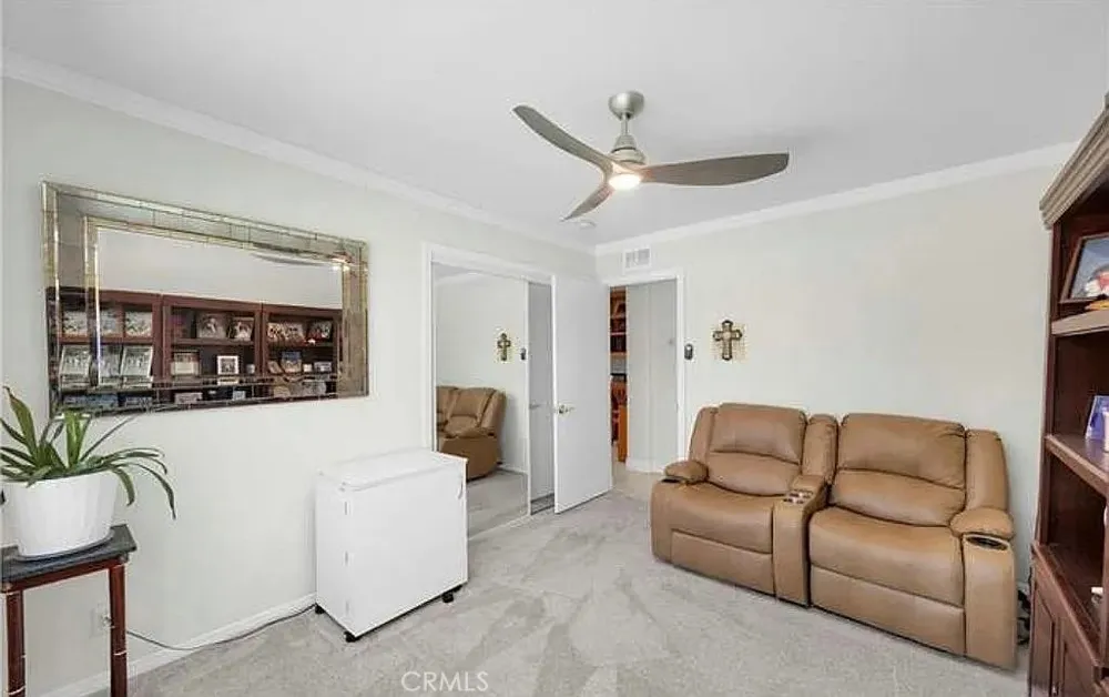 9112 Playa Drive Huntington Beach, CA 92646