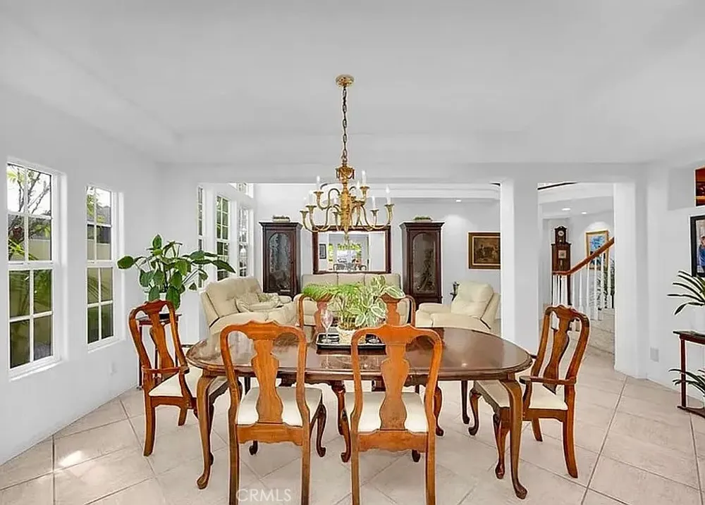 9112 Playa Drive Huntington Beach, CA 92646