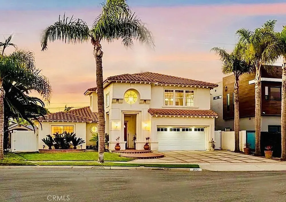 9112 Playa Drive Huntington Beach, CA 92646