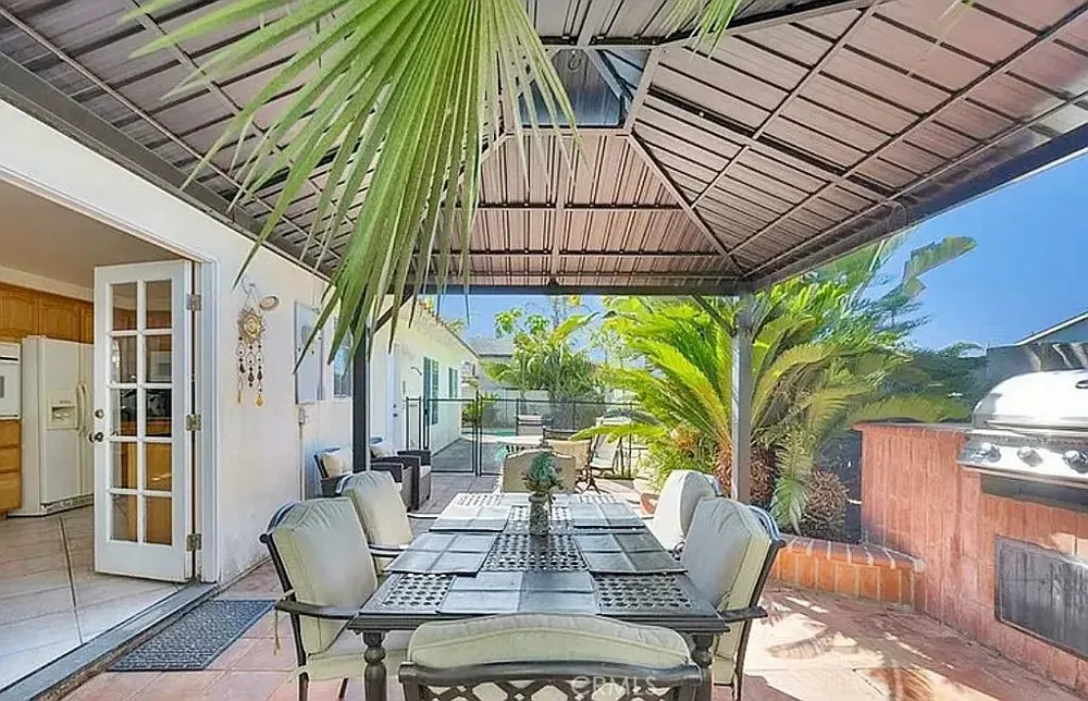 9112 Playa Drive Huntington Beach, CA 92646