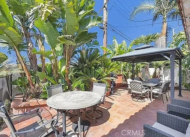 9112 Playa Drive Huntington Beach, CA 92646