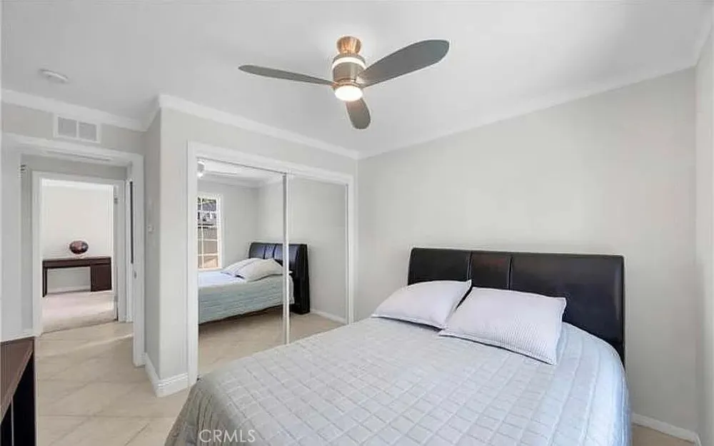 9112 Playa Drive Huntington Beach, CA 92646