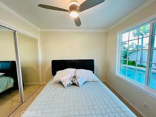 9112 Playa Drive Huntington Beach, CA 92646