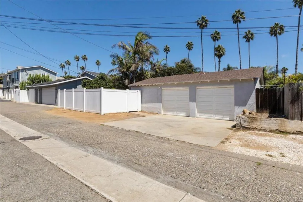 1923 S Tremont Street Oceanside, CA 92054