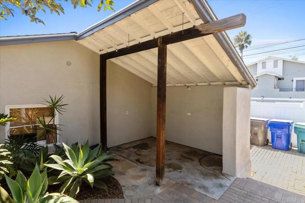 1923 S Tremont Street Oceanside, CA 92054