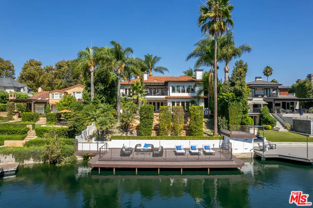 9928 Toluca Lake Avenue Toluca Lake, CA 91602