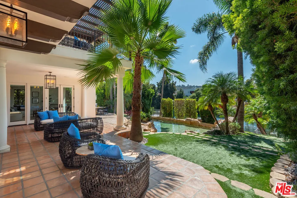 9928 Toluca Lake Avenue Toluca Lake, CA 91602