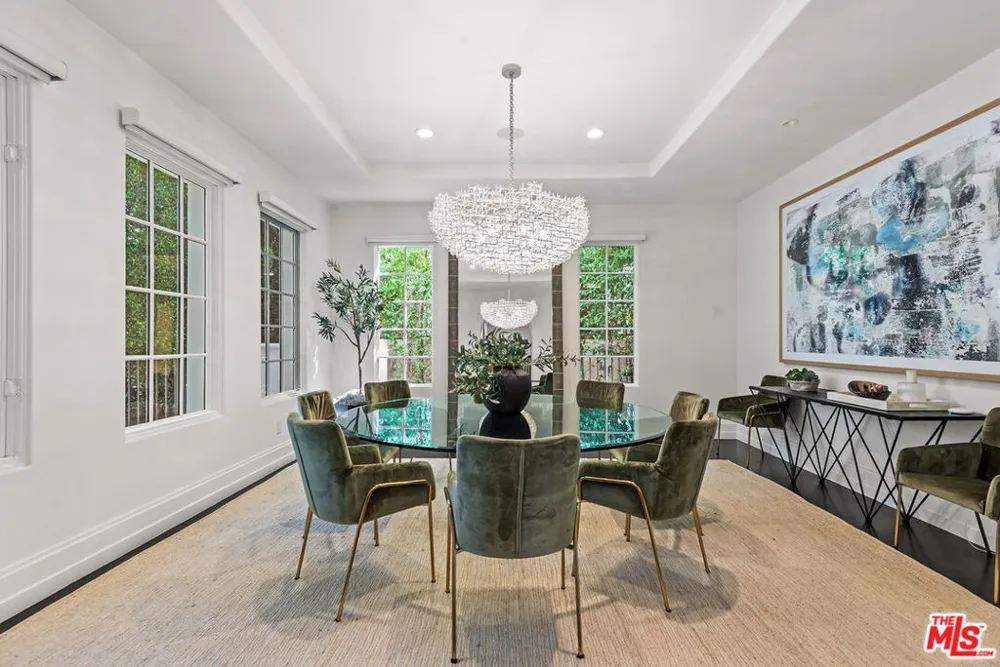 9928 Toluca Lake Avenue Toluca Lake, CA 91602