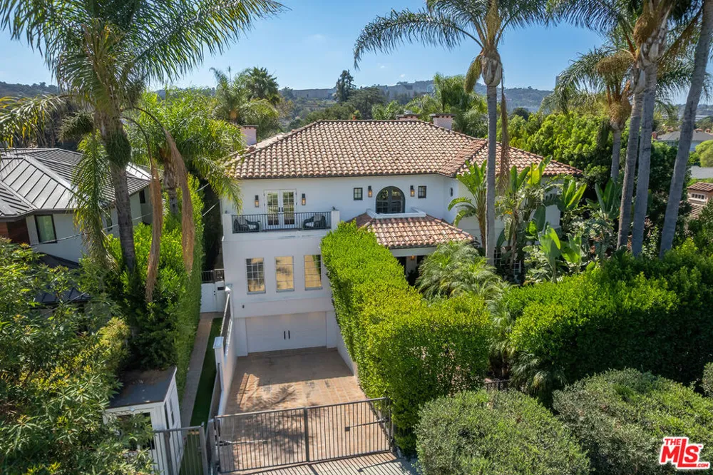 9928 Toluca Lake Avenue Toluca Lake, CA 91602
