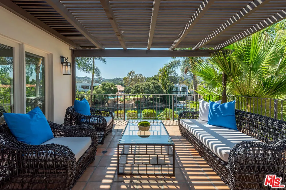 9928 Toluca Lake Avenue Toluca Lake, CA 91602