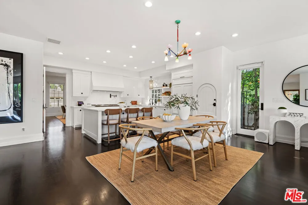 9928 Toluca Lake Avenue Toluca Lake, CA 91602