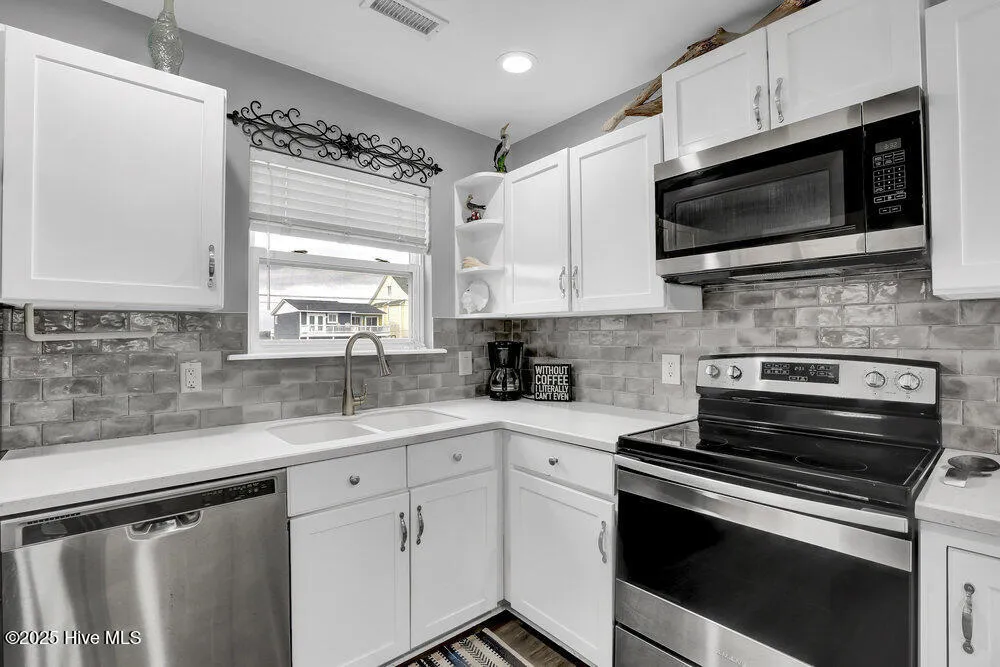 3802 Island Drive North Topsail Beach, NC 28460