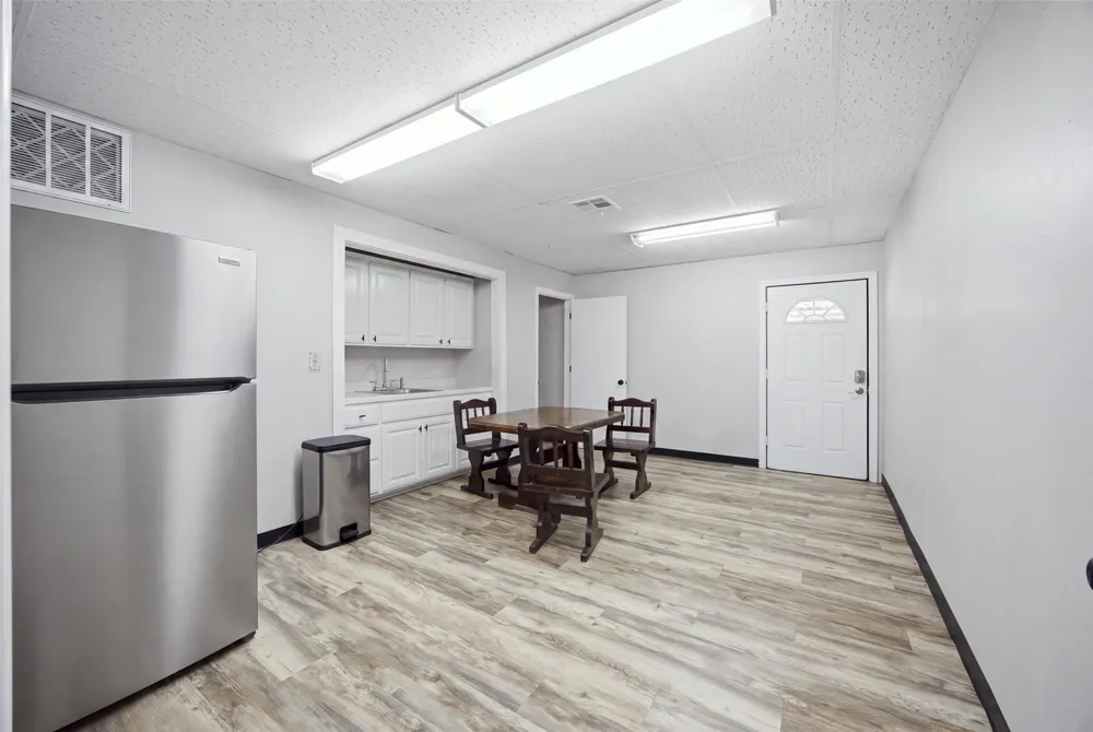 1230 S Main Street McAlester, OK 74501