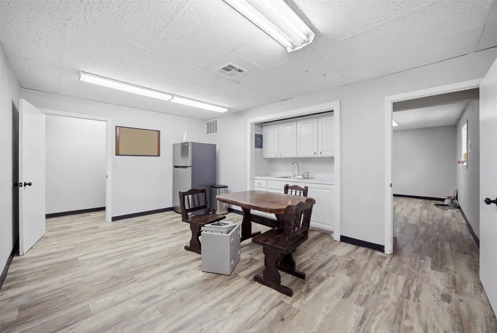 1230 S Main Street McAlester, OK 74501