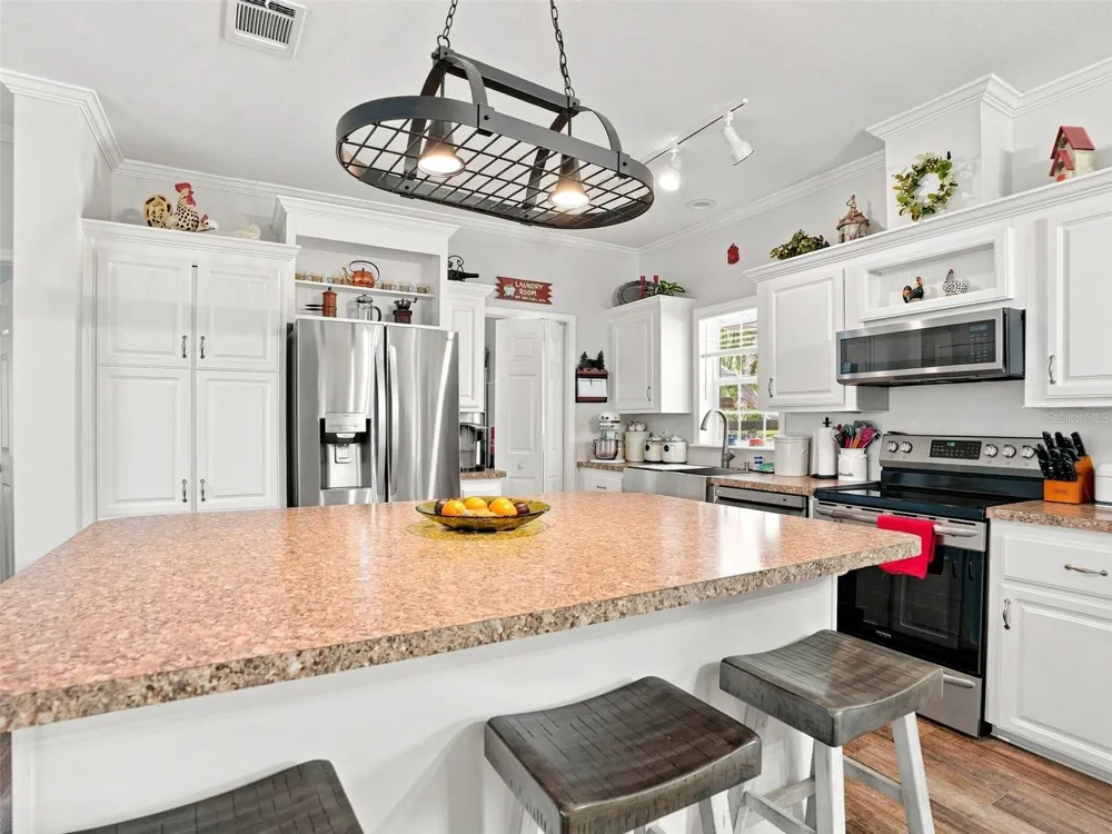 333 SUNCOAST BOULEVARD Spring Hill, FL 34608