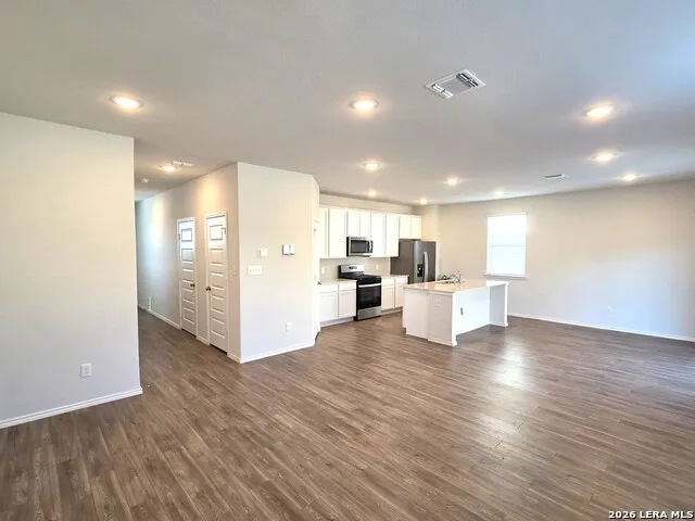13163 BAY POINT WAY St Hedwig, TX 78152