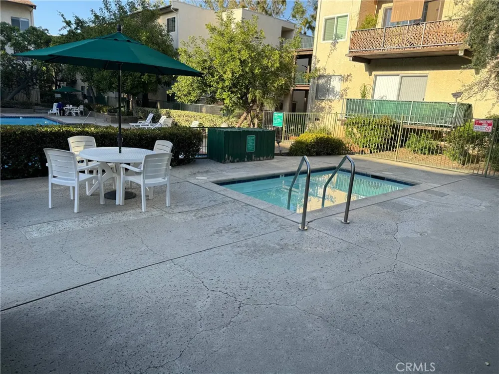 5460 White Oak Encino, CA 91316