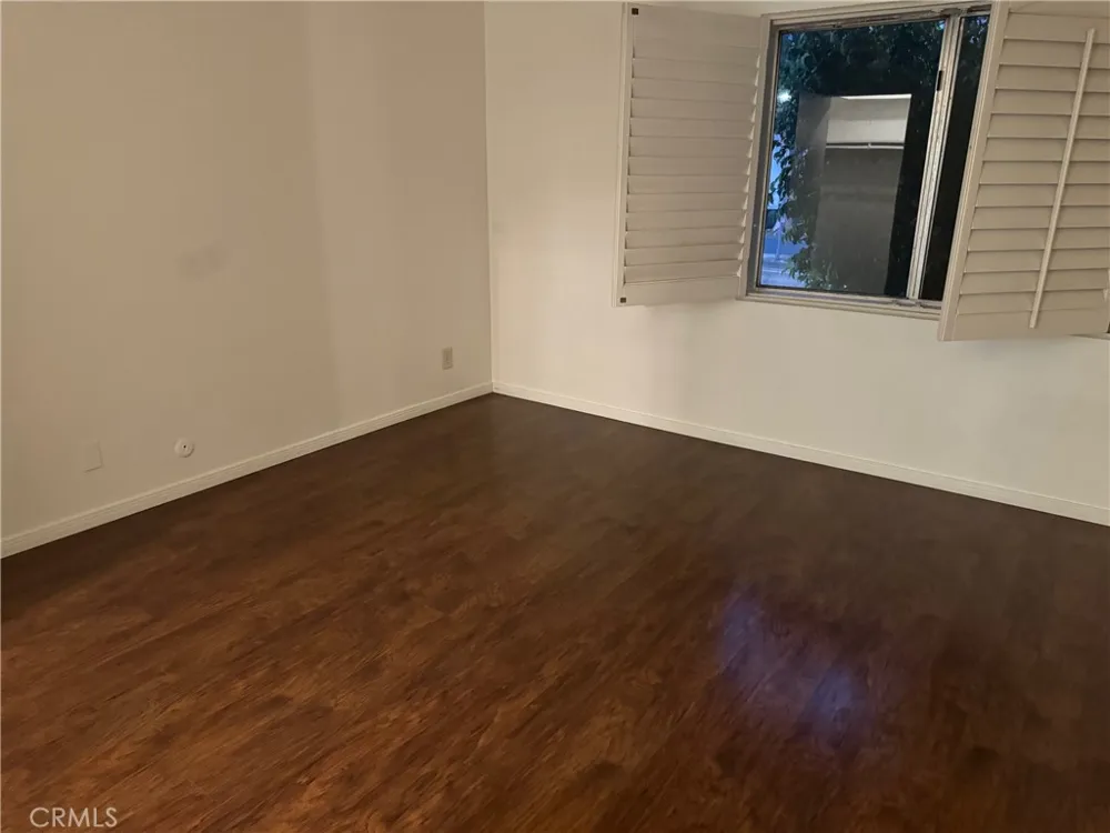 5460 White Oak Encino, CA 91316