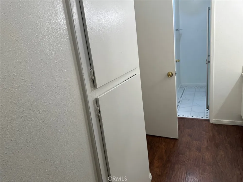 5460 White Oak Encino, CA 91316